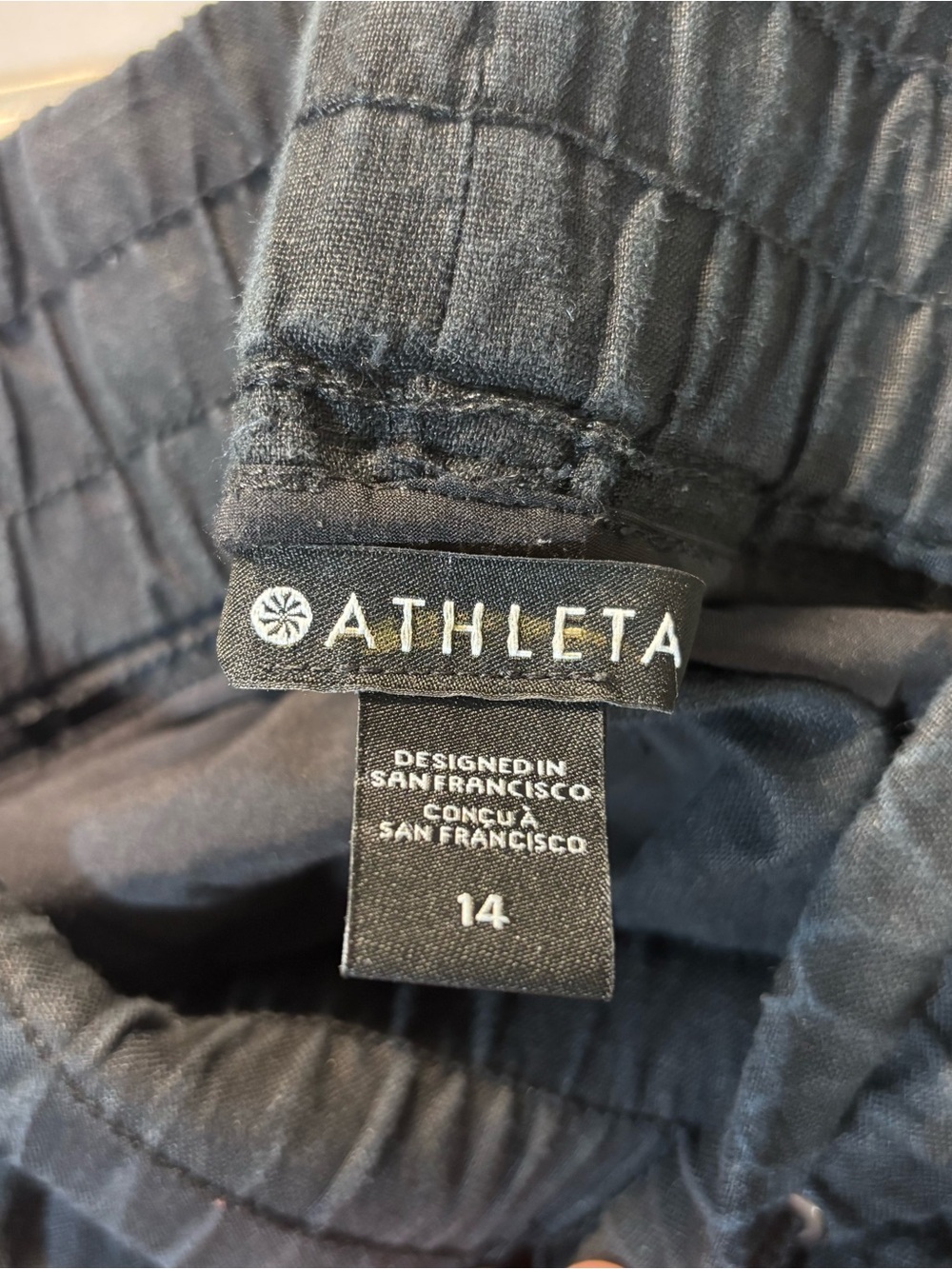 Athleta 100% Linen Cabo 4” Shorts Black Pull On Drawstring Women’s Size 14 - Picture 2 of 5